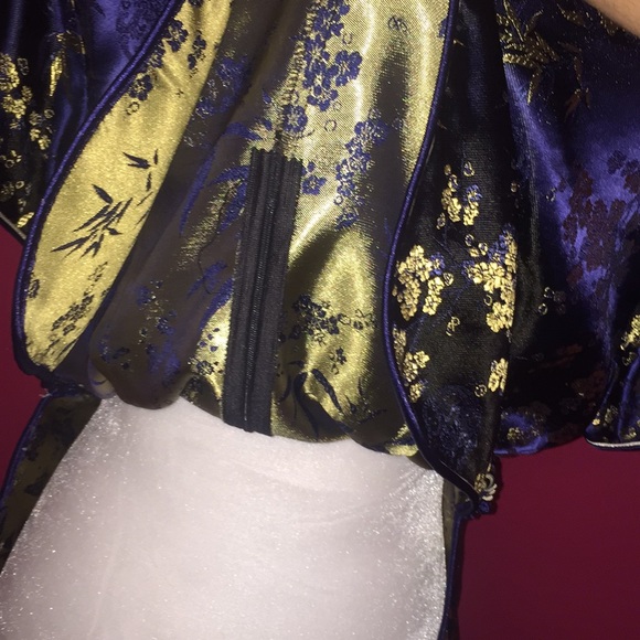 Oriental style blouse - Picture 3 of 7